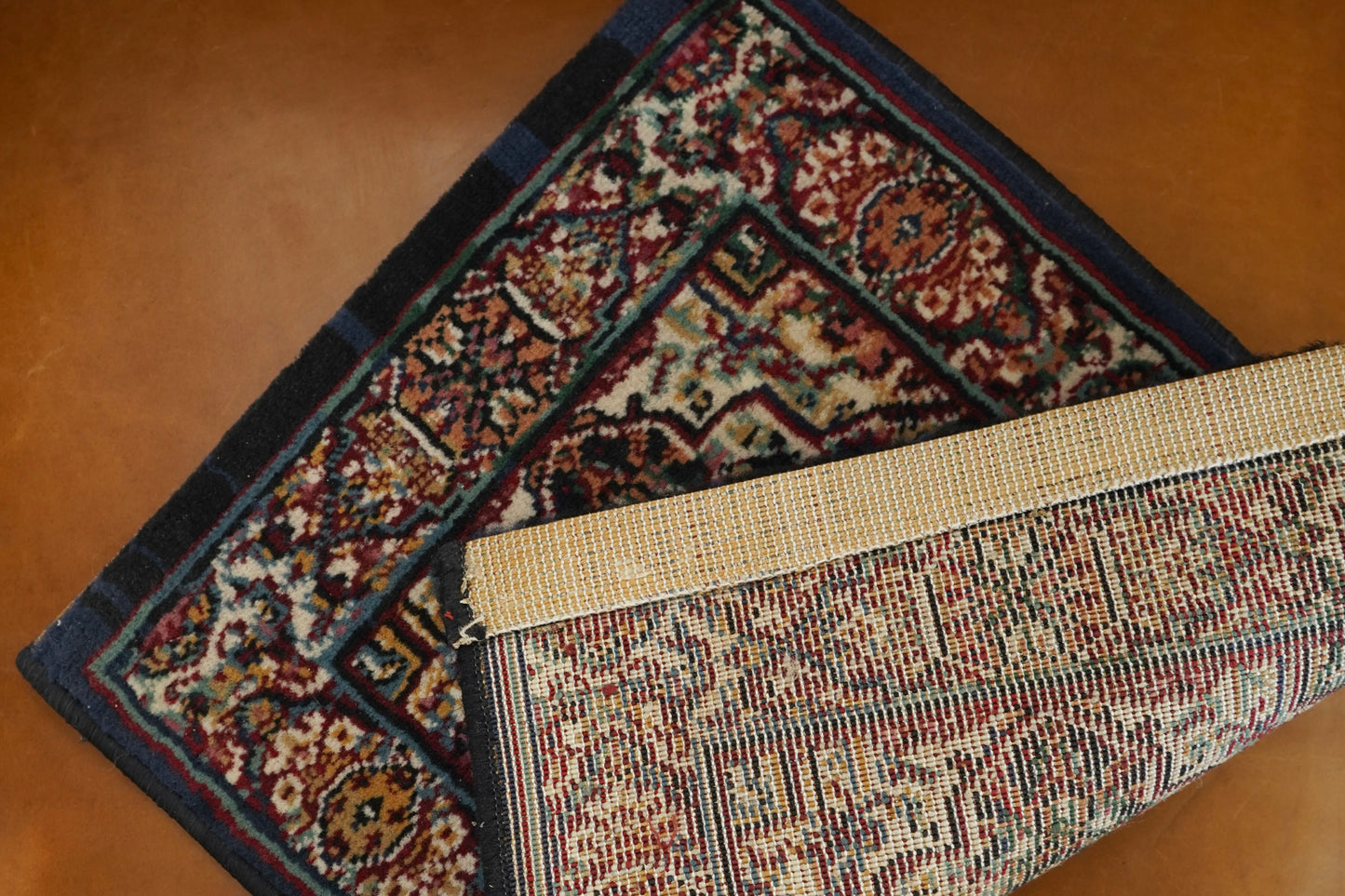 Small Blue Persian Style Rug, 20" x 15.5"