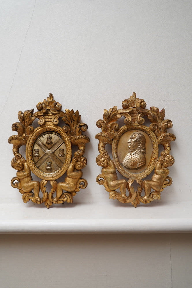 Pair of Giltwood Wall Plaques after William Wetmore Story (c. 1860–80) – Neo-Classical Portrait & Armorial