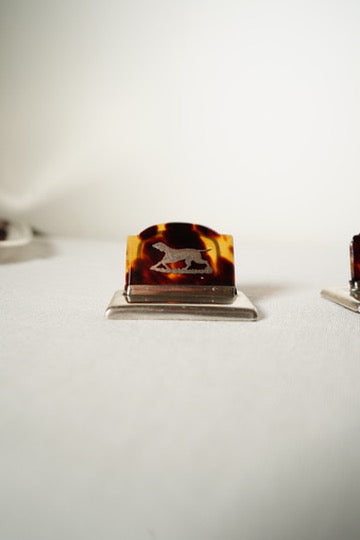 Edwardian Sterling Silver and Tortoiseshell Card or Menu Holders Pair with Boar’s Head and Sporting Dog, Birmingham c.1900