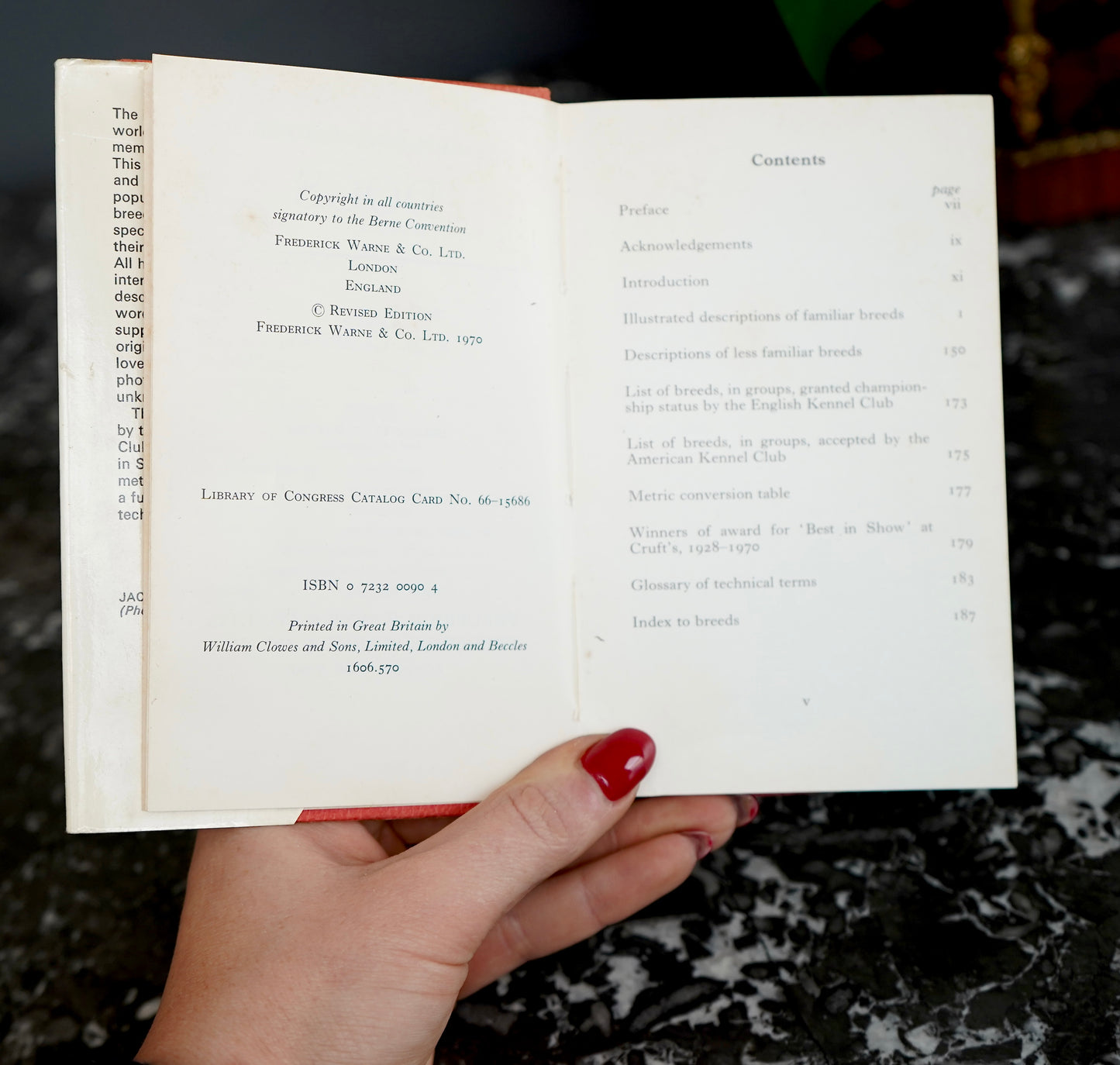 The Observer’s Book of Dogs (1970 Revised Edition) – Frederick Warne Pocket Series No. 8, Illustrated Vintage Dog Breed Guide