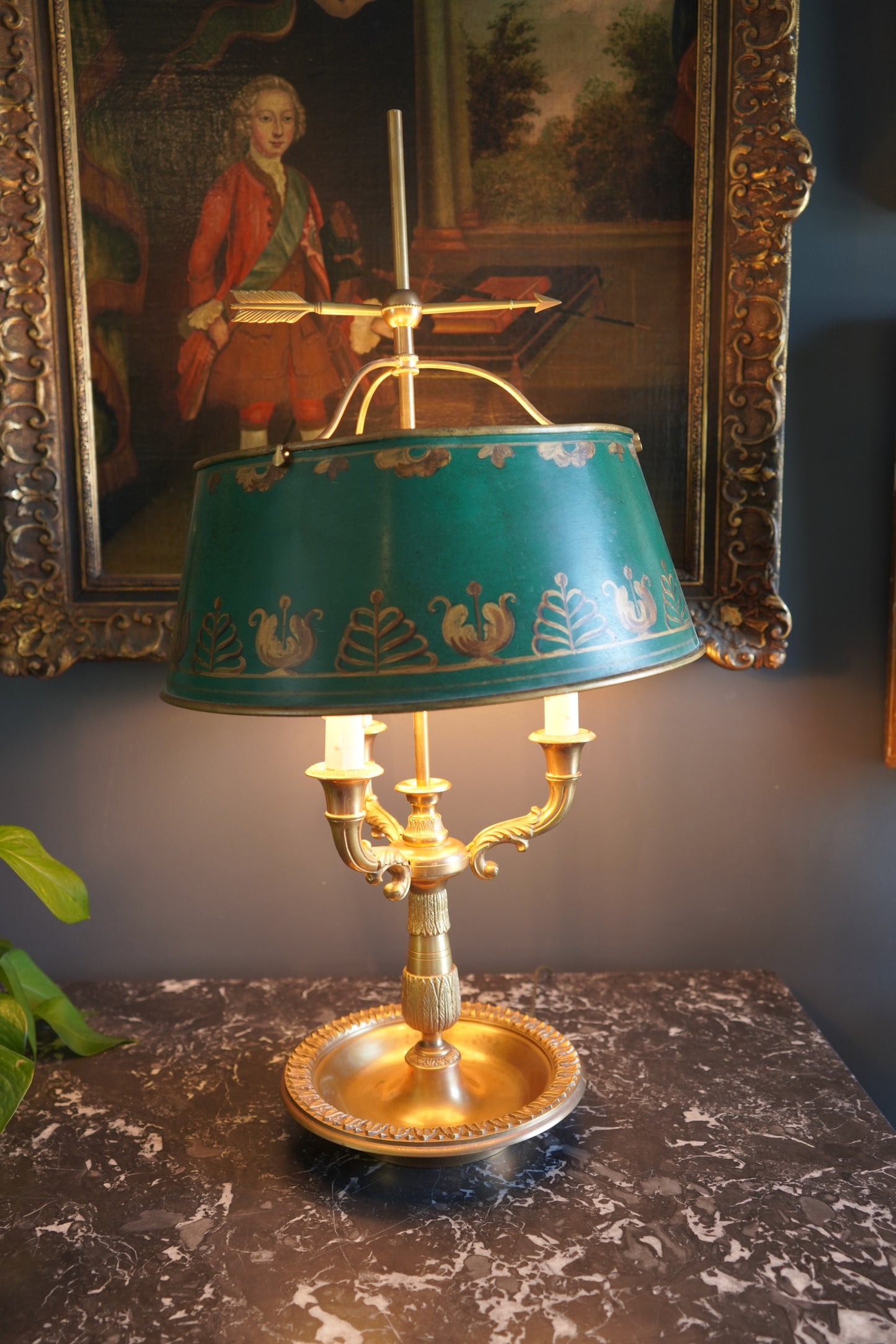 Antique French Bouillotte Lamp with Hand-Painted Tole Shade | Gilt Bronze / Brass Mix, Neoclassical, c.1920
