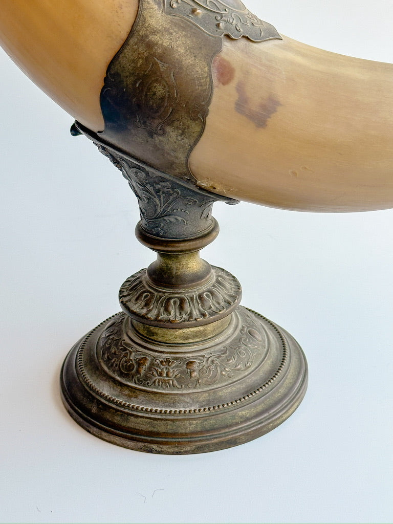 Antique Ceremonial Drinking Horn – A Timeless Trophy from 1895