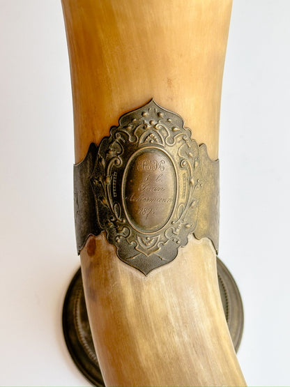 Antique Ceremonial Drinking Horn – A Timeless Trophy from 1895