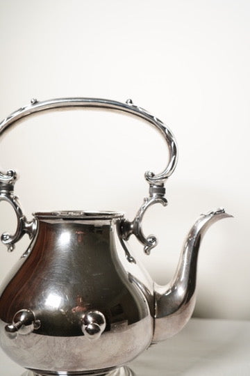 Georgian Castle Silver-Plated Hot Water Kettle by International Silver Co. 1406