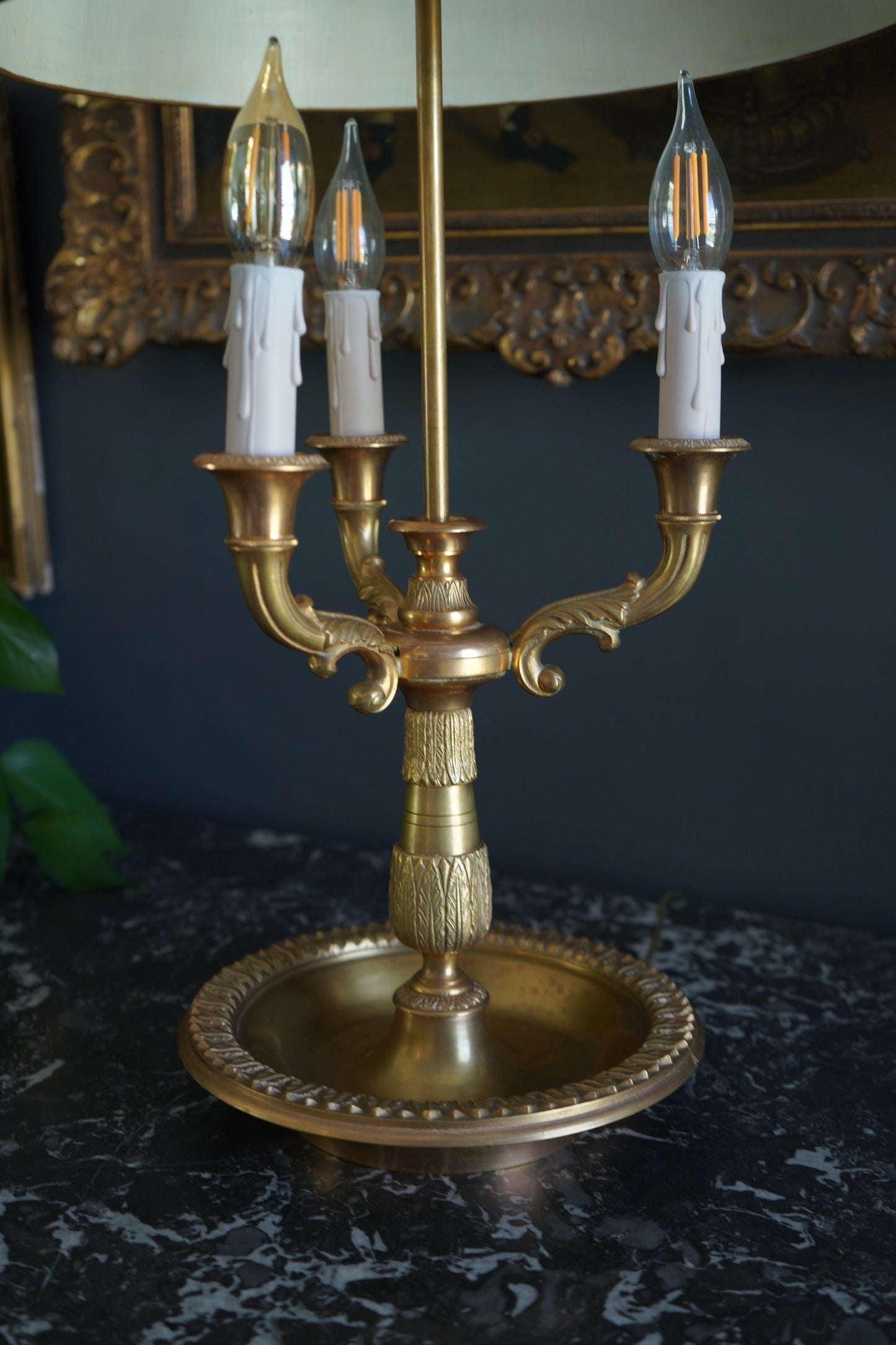 Antique French Bouillotte Lamp with Hand-Painted Tole Shade | Gilt Bronze / Brass Mix, Neoclassical, c.1920
