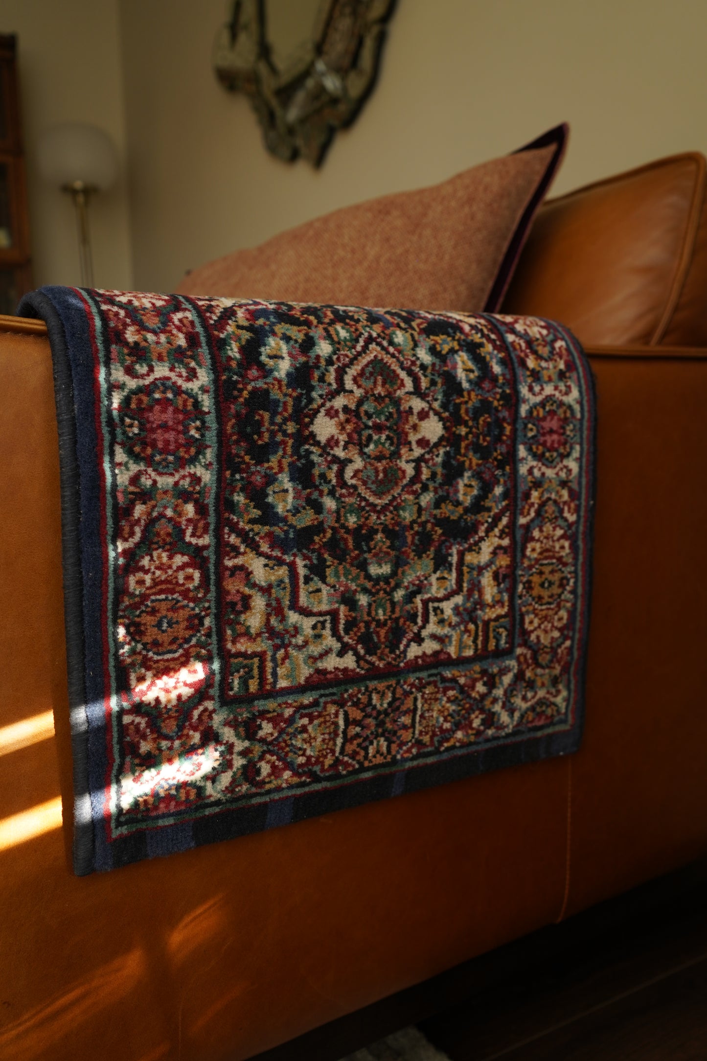 Small Blue Persian Style Rug, 20" x 15.5"