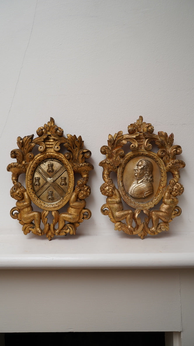 Pair of Giltwood Wall Plaques after William Wetmore Story (c. 1860–80) – Neo-Classical Portrait & Armorial