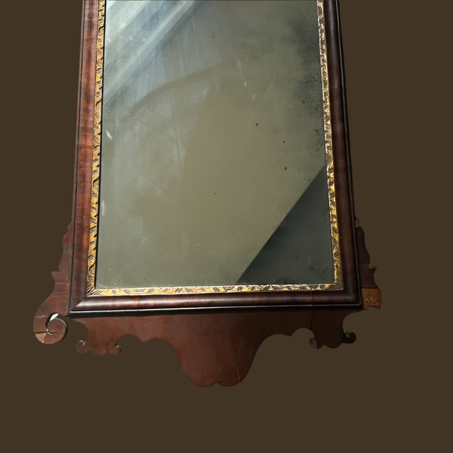 Early 19th Century Federal-Chippendale Style Wall Mirror with Mahogany Veneer and Gilt Details