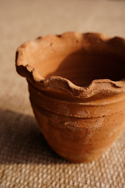 New Terracotta Ruffle Rim Garden Pot, Aged Finish
