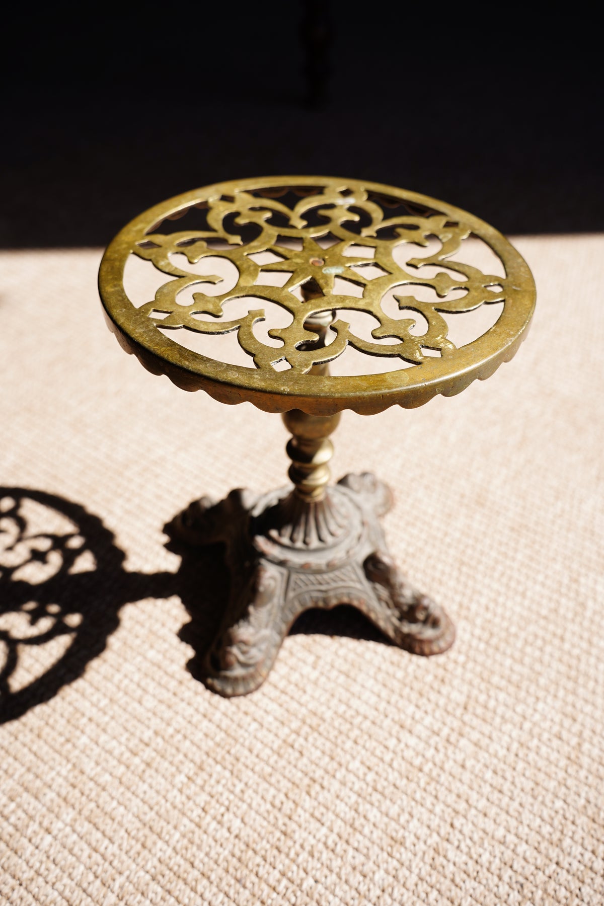 Antique Victorian Style Brass Plant Stand