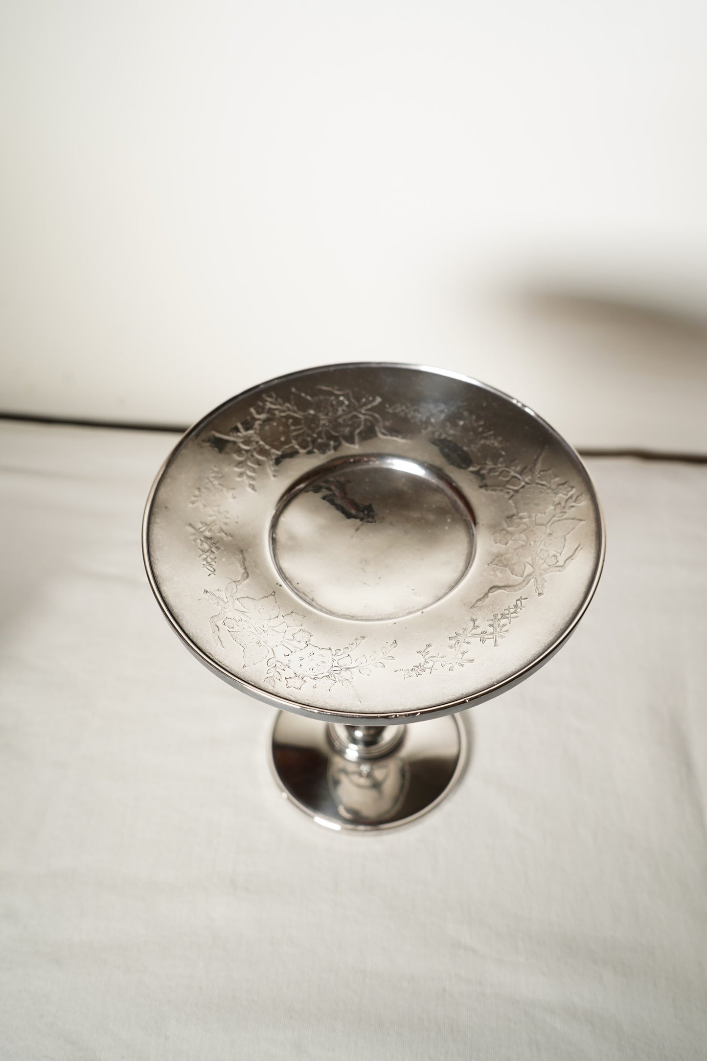 Antique Meriden Britannia Silverplate Aesthetic Movement Tazza with Etched Floral Dish