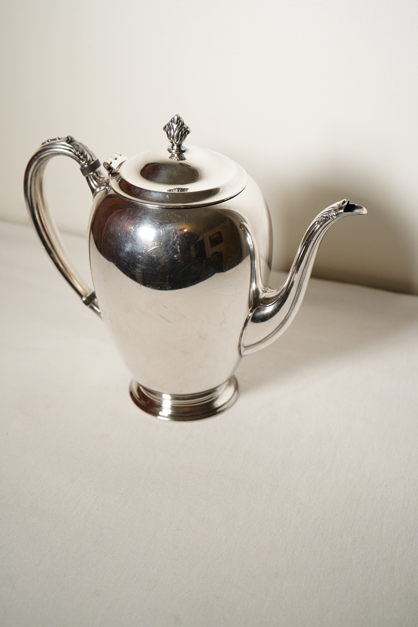 Early 20th Century Silver Plated Georgian Revival Teapot by Home Decorators Inc.