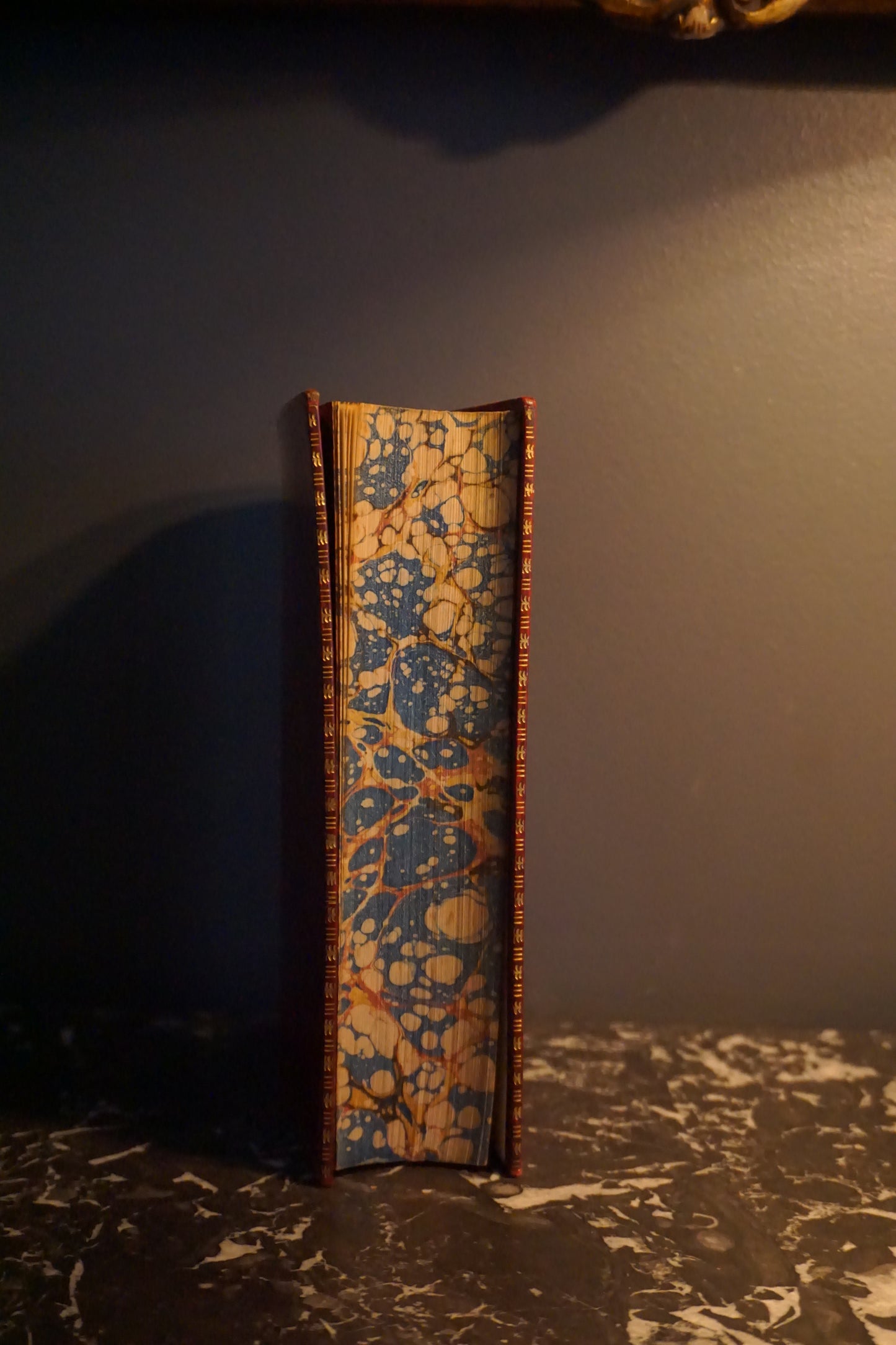 1907 "Lord Macaulay’s Essays and Lays of Ancient Rome" Red Full Leather Book