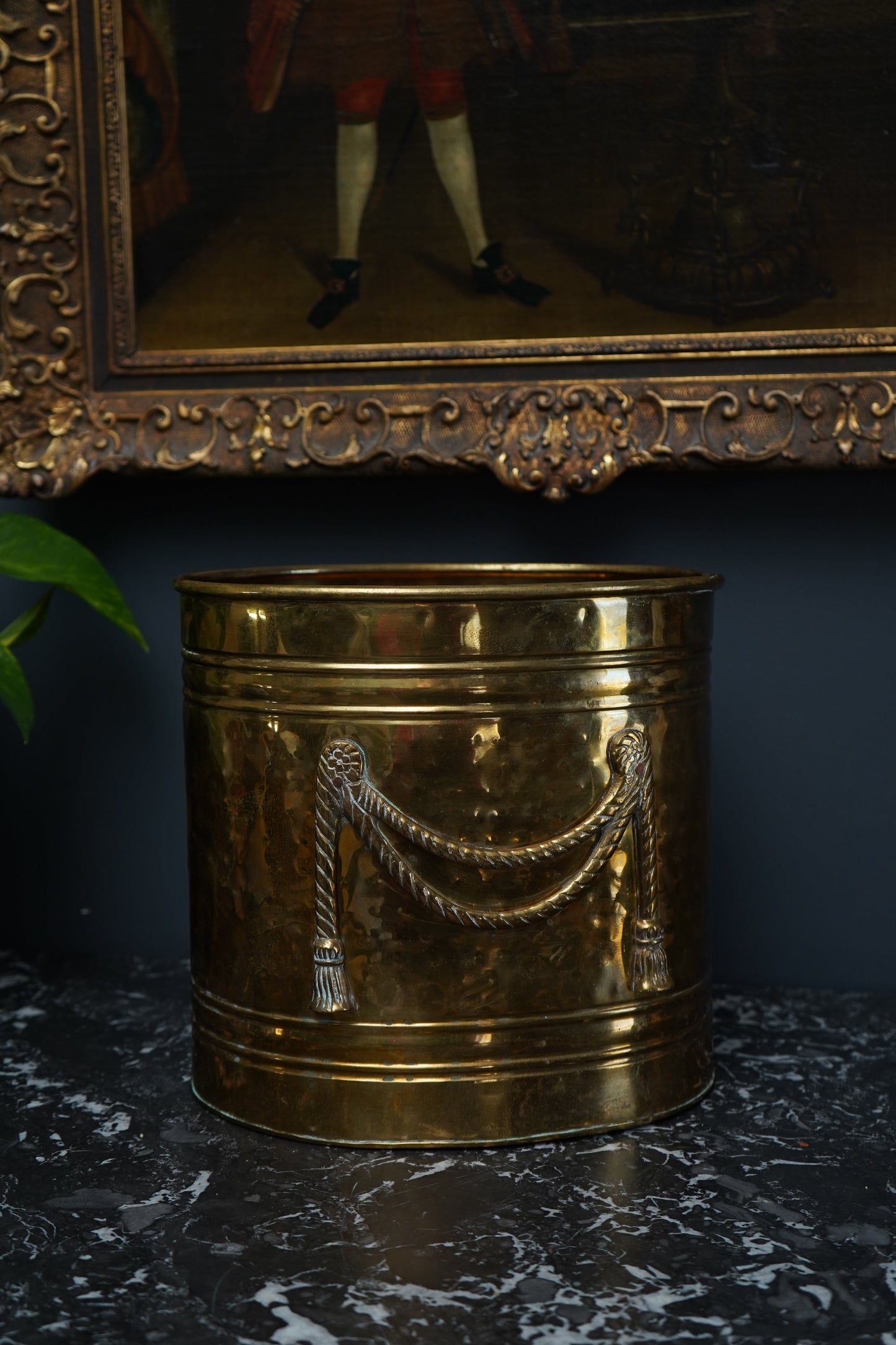 Vintage Brass Planter with Neoclassical Rope Design