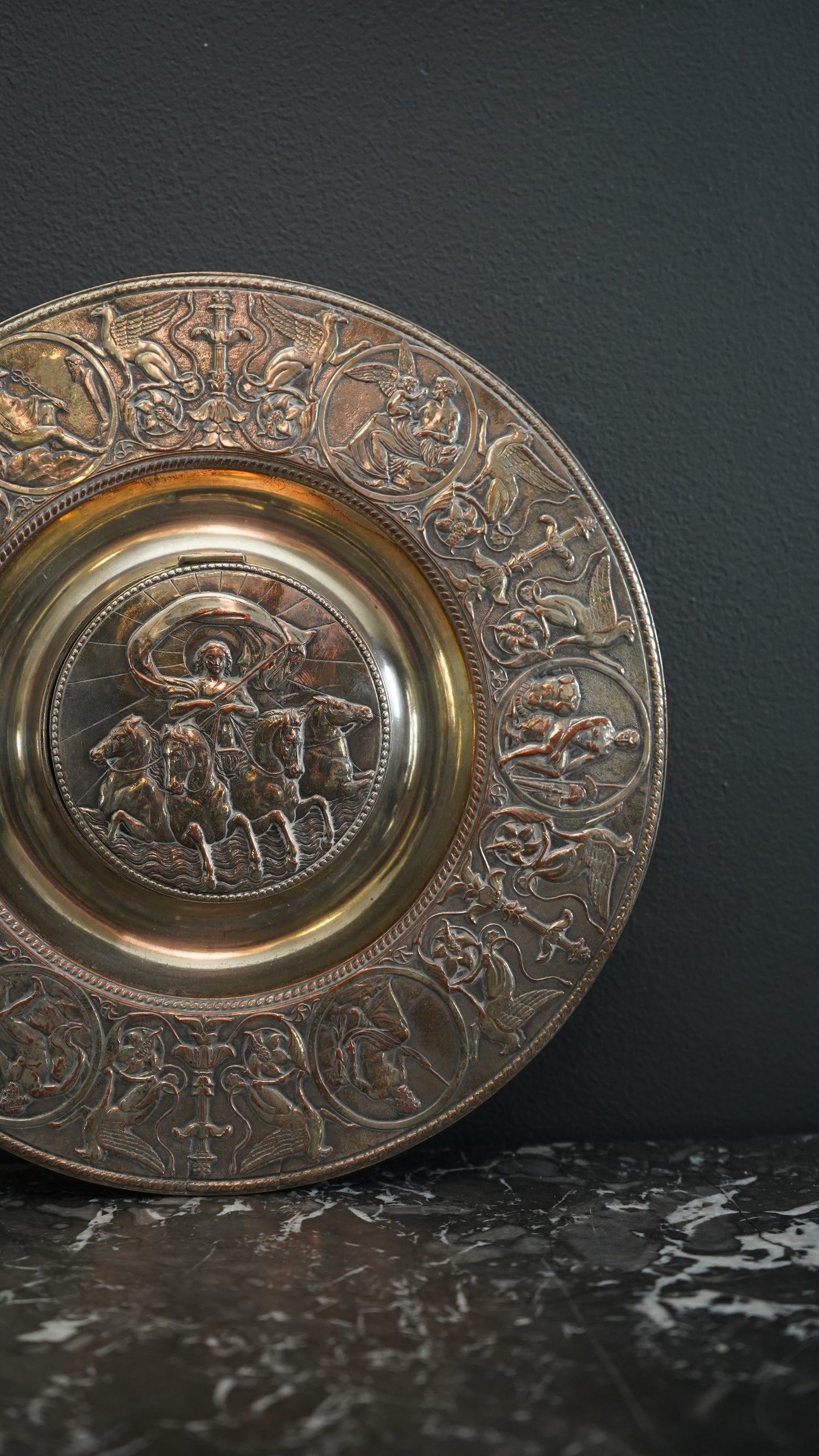 Victorian Silver-Plated Inkwell Depicting Boudica in Chariot – Neoclassical Revival Desk Accessory