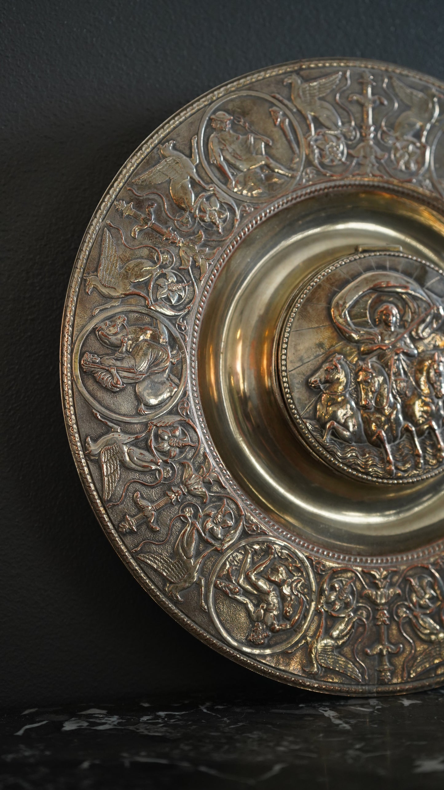 Victorian Silver-Plated Inkwell Depicting Boudica in Chariot – Neoclassical Revival Desk Accessory