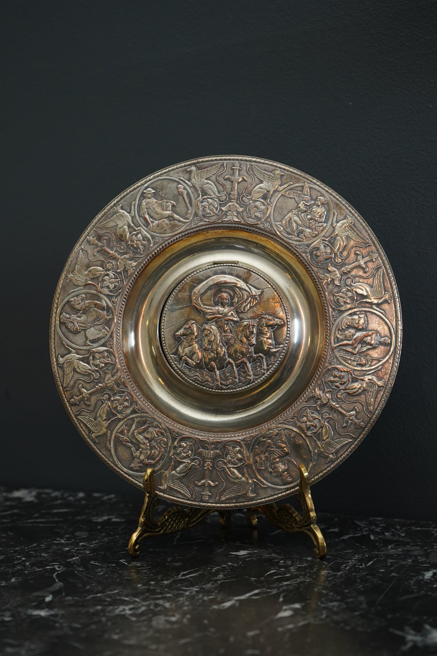 Victorian Silver-Plated Inkwell Depicting Boudica in Chariot – Neoclassical Revival Desk Accessory