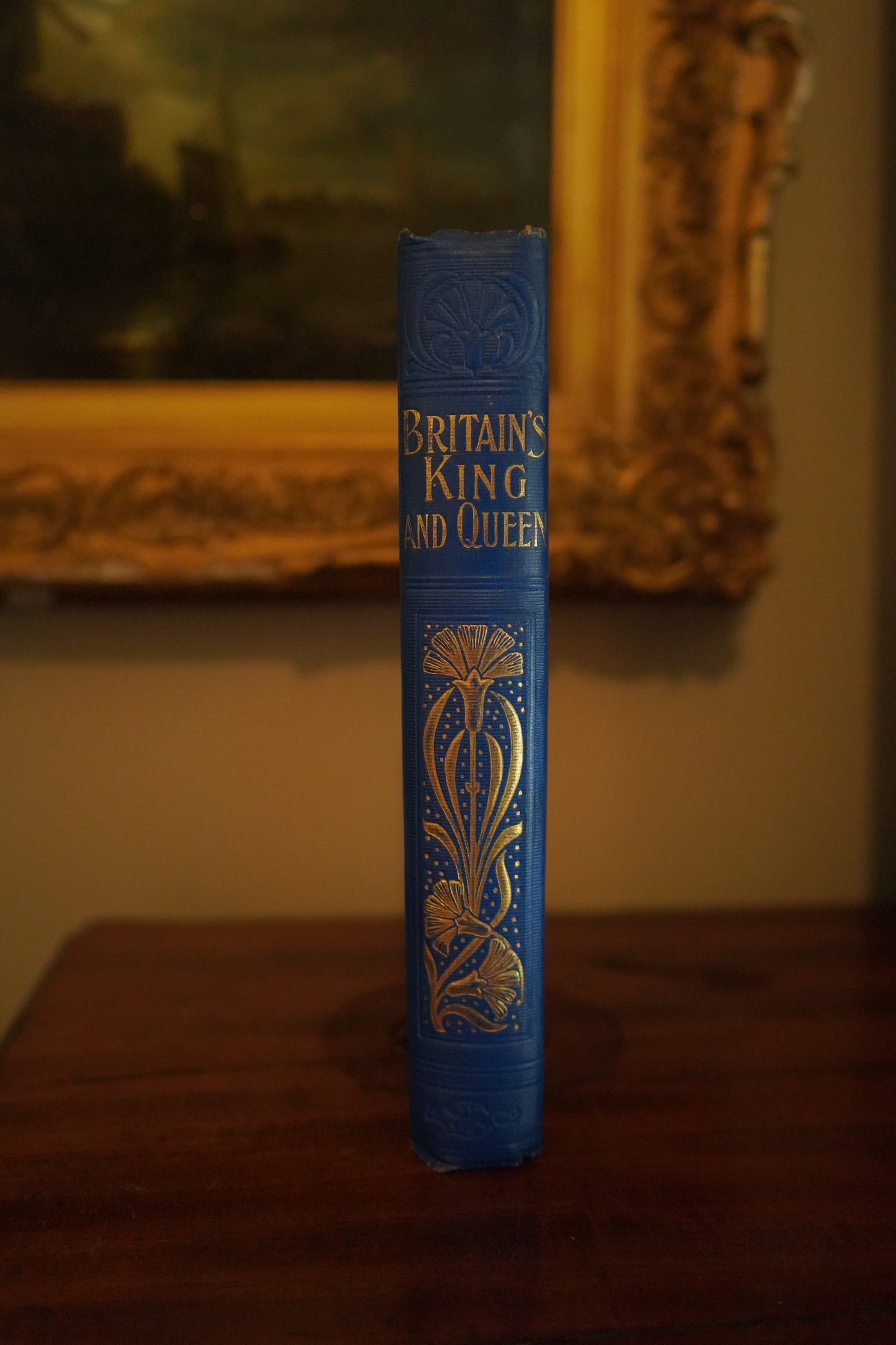 1902 " Britain’s King and Queen " Royalty Blue Cloth Book