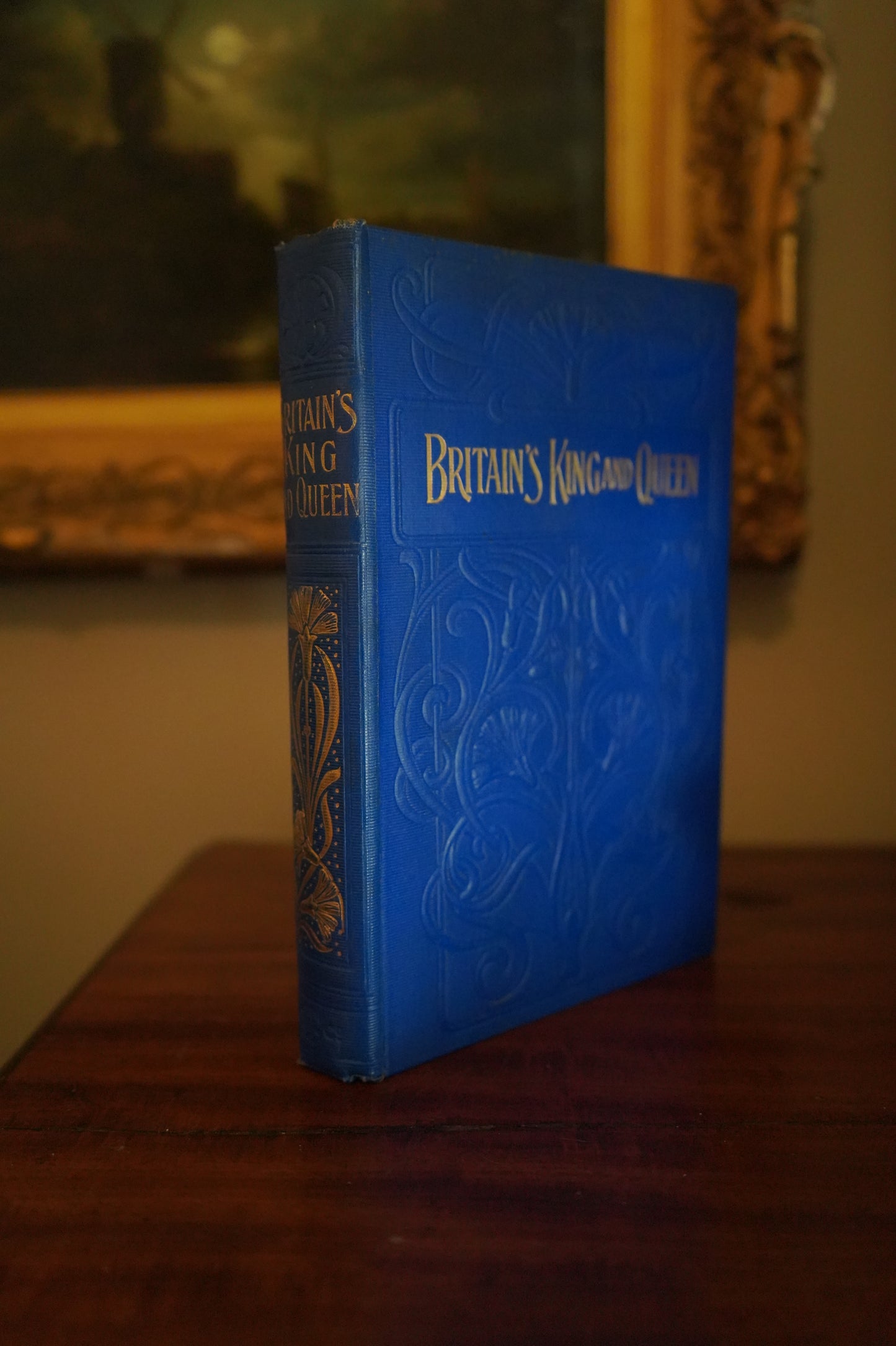 1902 " Britain’s King and Queen " Royalty Blue Cloth Book