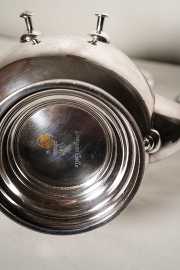 Georgian Castle Silver-Plated Hot Water Kettle by International Silver Co. 1406