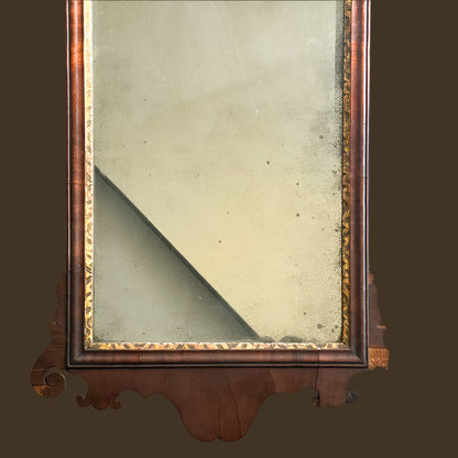 Early 19th Century Federal-Chippendale Style Wall Mirror with Mahogany Veneer and Gilt Details