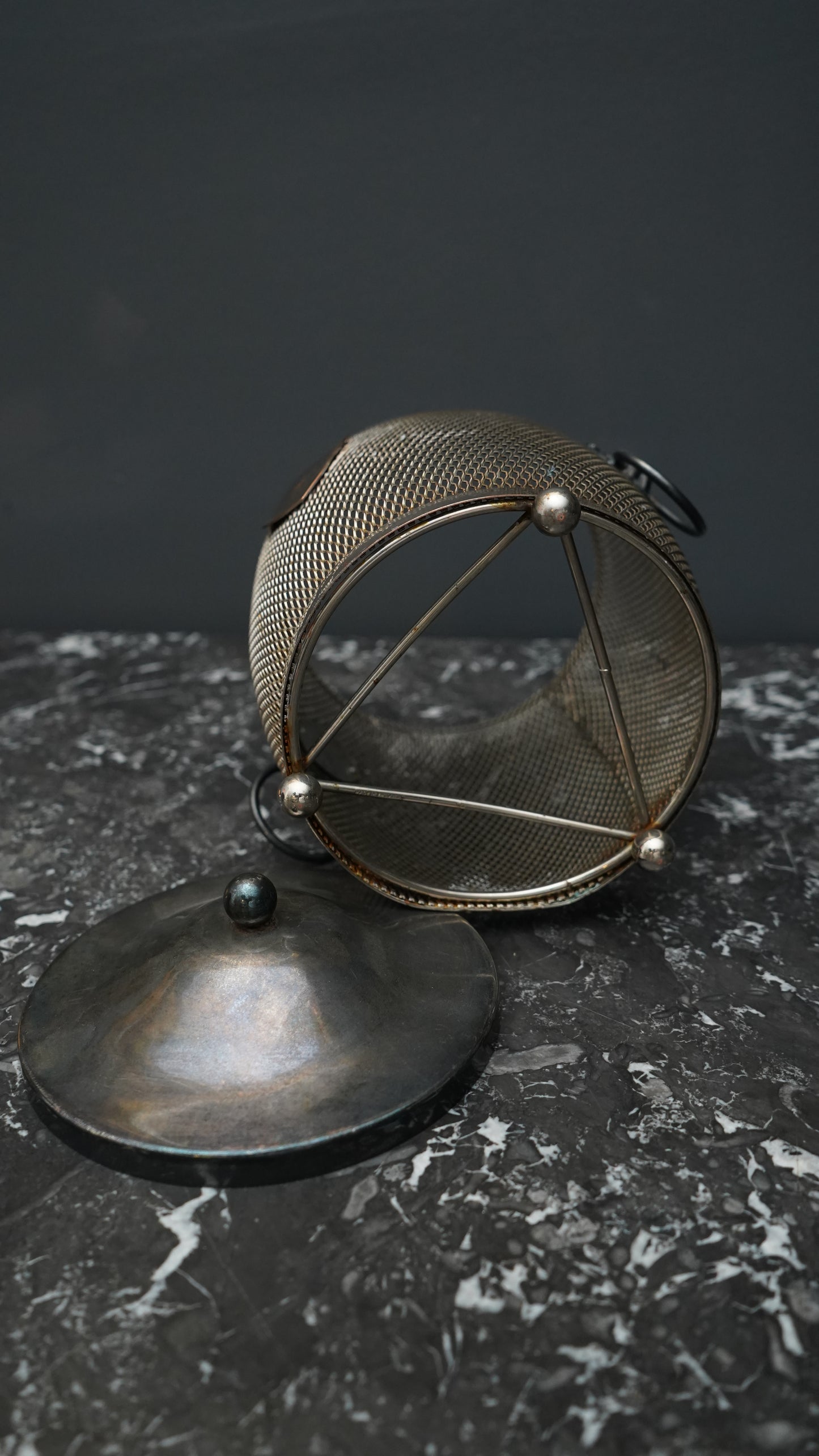 Antique English Silver-Plated Mesh Biscuit Barrel with Lion Mask Handles