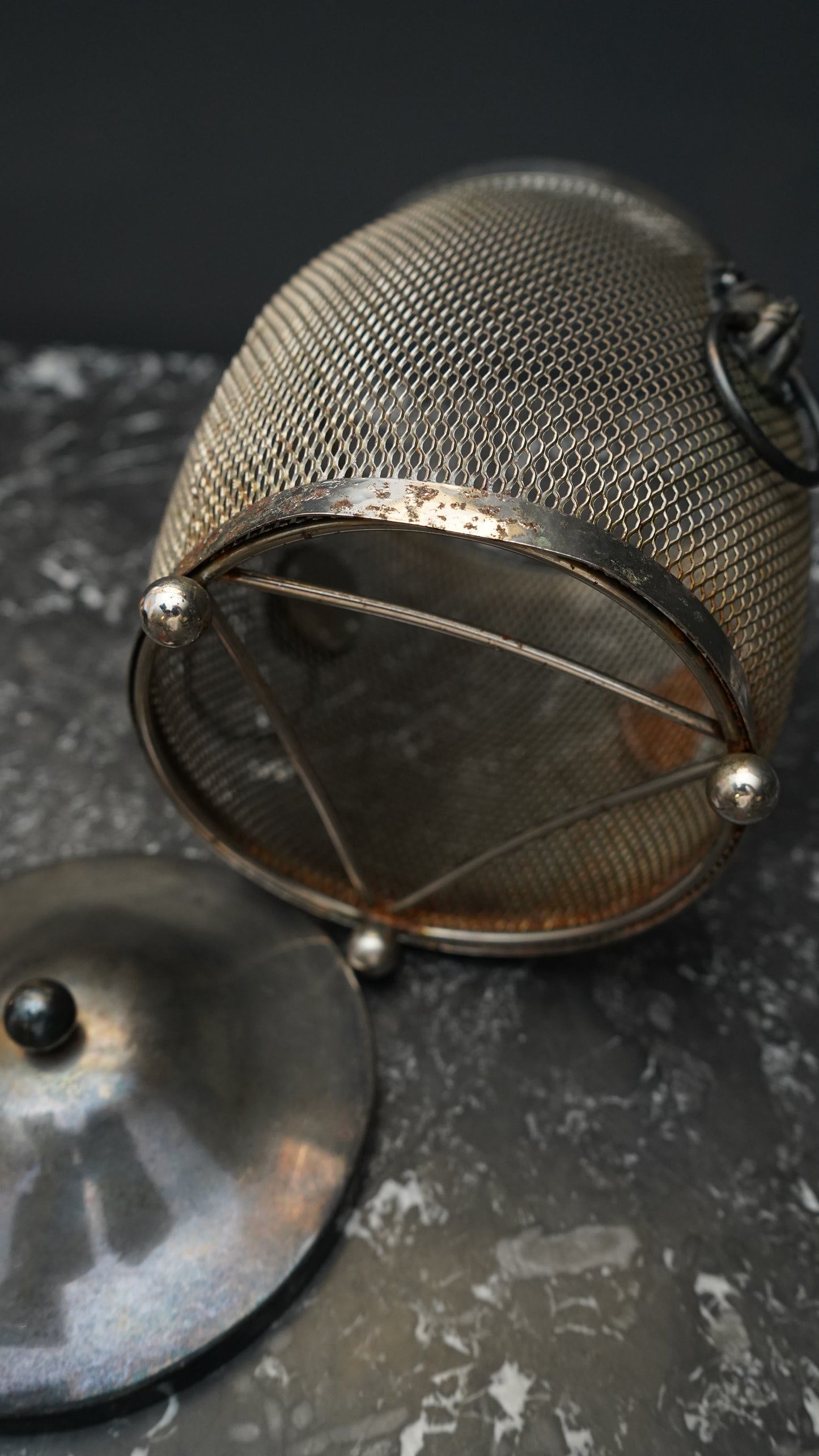 Antique English Silver-Plated Mesh Biscuit Barrel with Lion Mask Handles