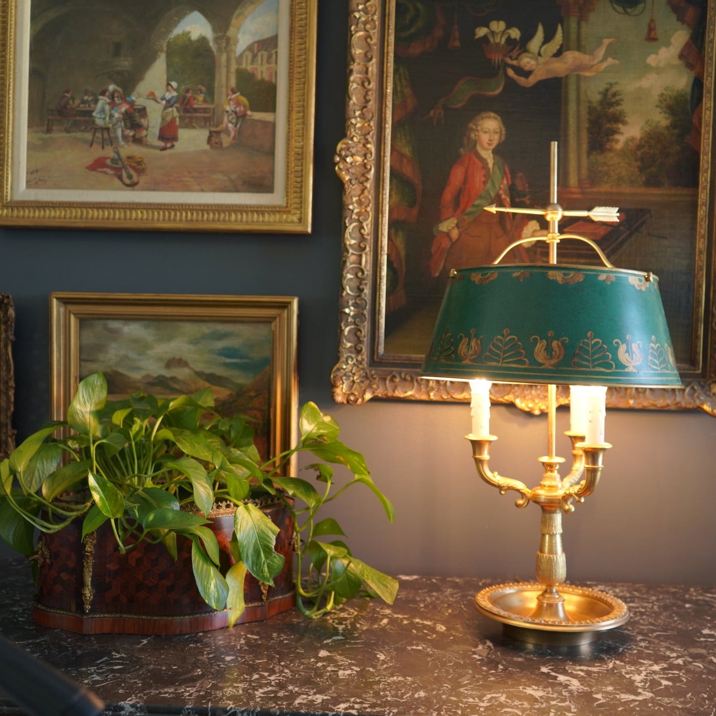 Antique French Bouillotte Lamp with Hand-Painted Tole Shade | Gilt Bronze / Brass Mix, Neoclassical, c.1920