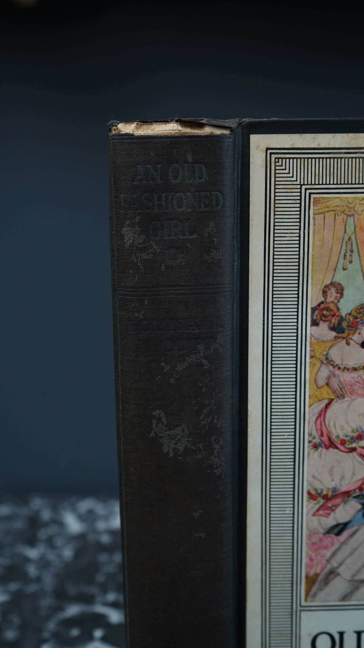 1926 "An Old-Fashioned Girl" Victorian Cloth Book