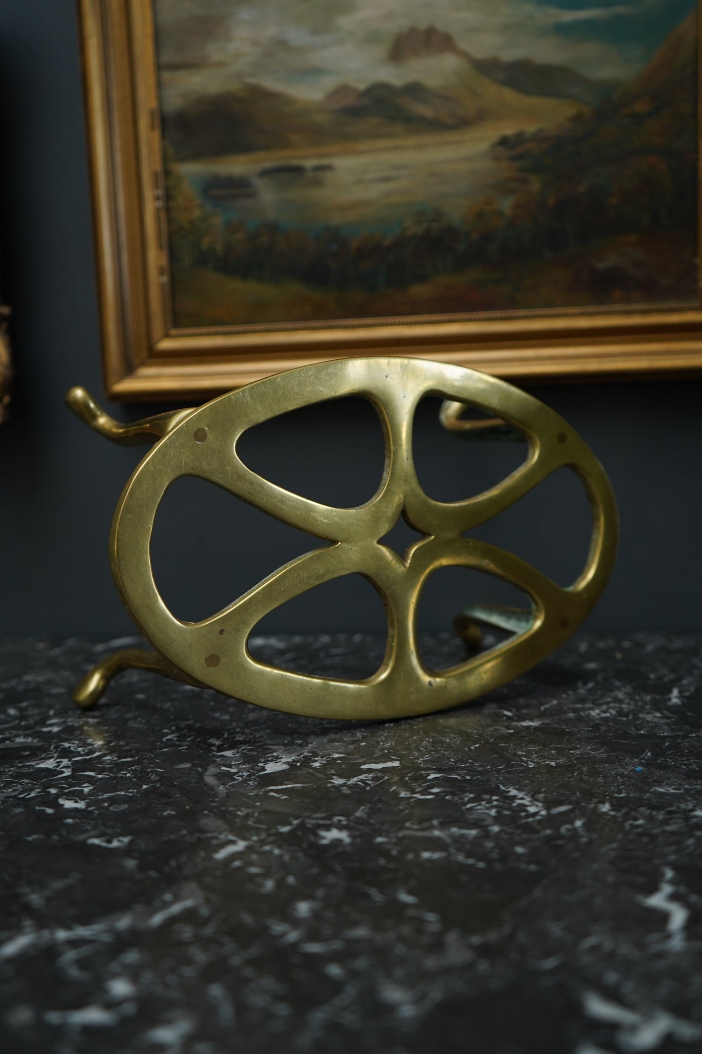 Antique Brass Riser | Trivet